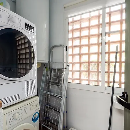 Отель Benatalaya