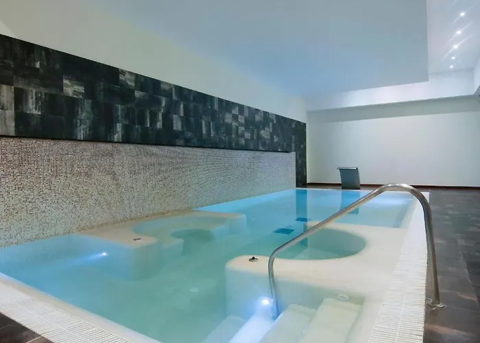 Benatalaya מלון *